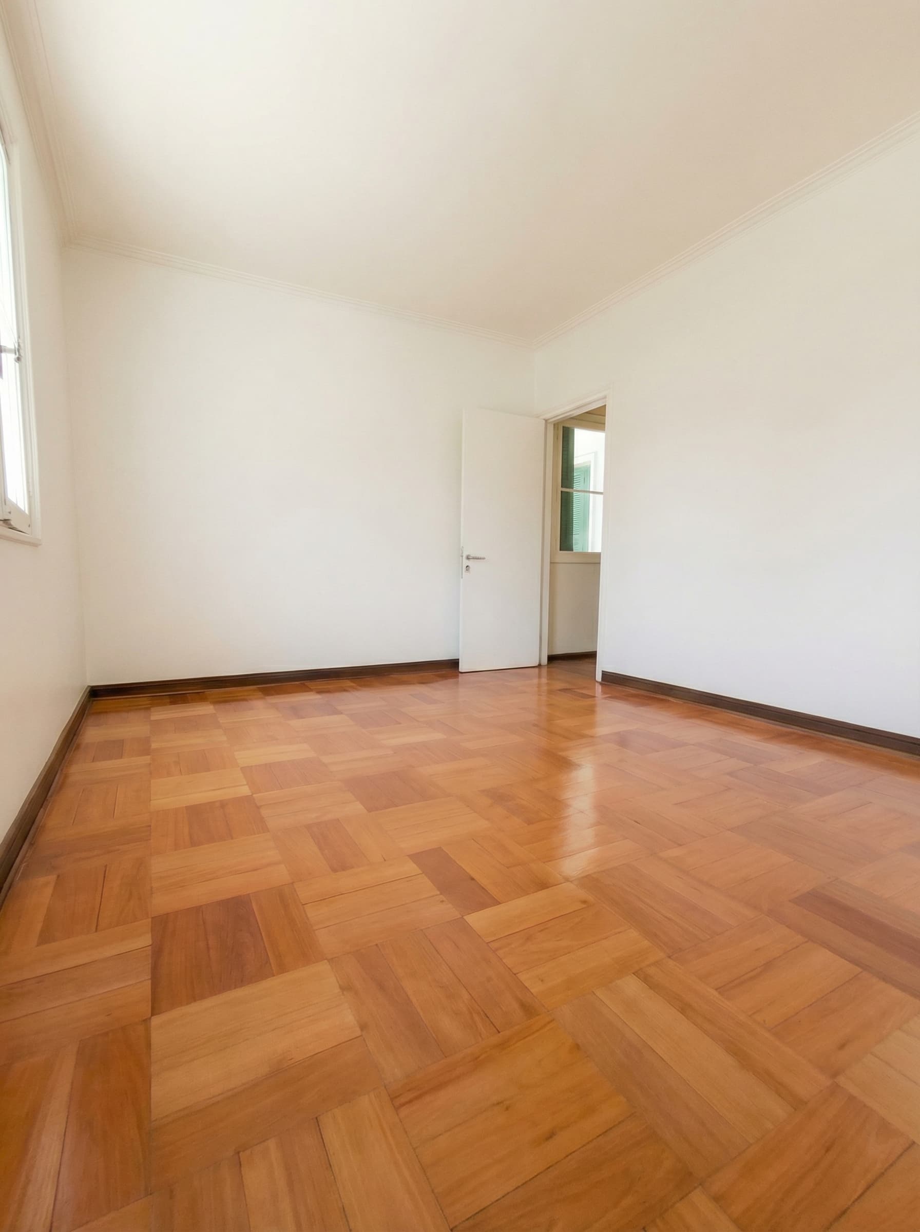 Espacio 10 — Américo Vespucio Sur 250